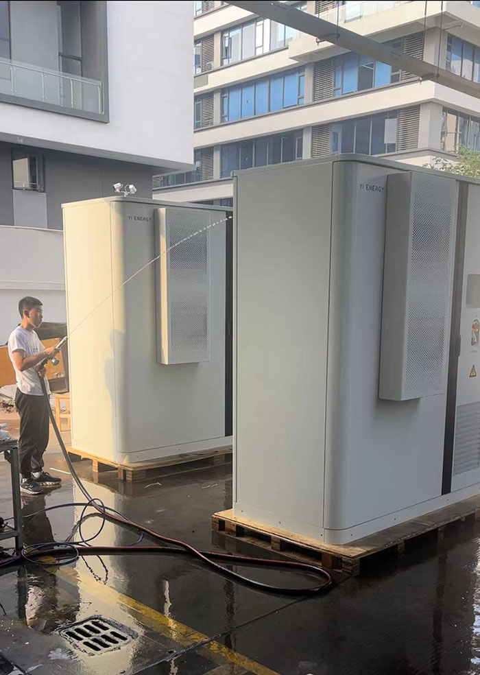 易能风冷215KWH-2.jpg